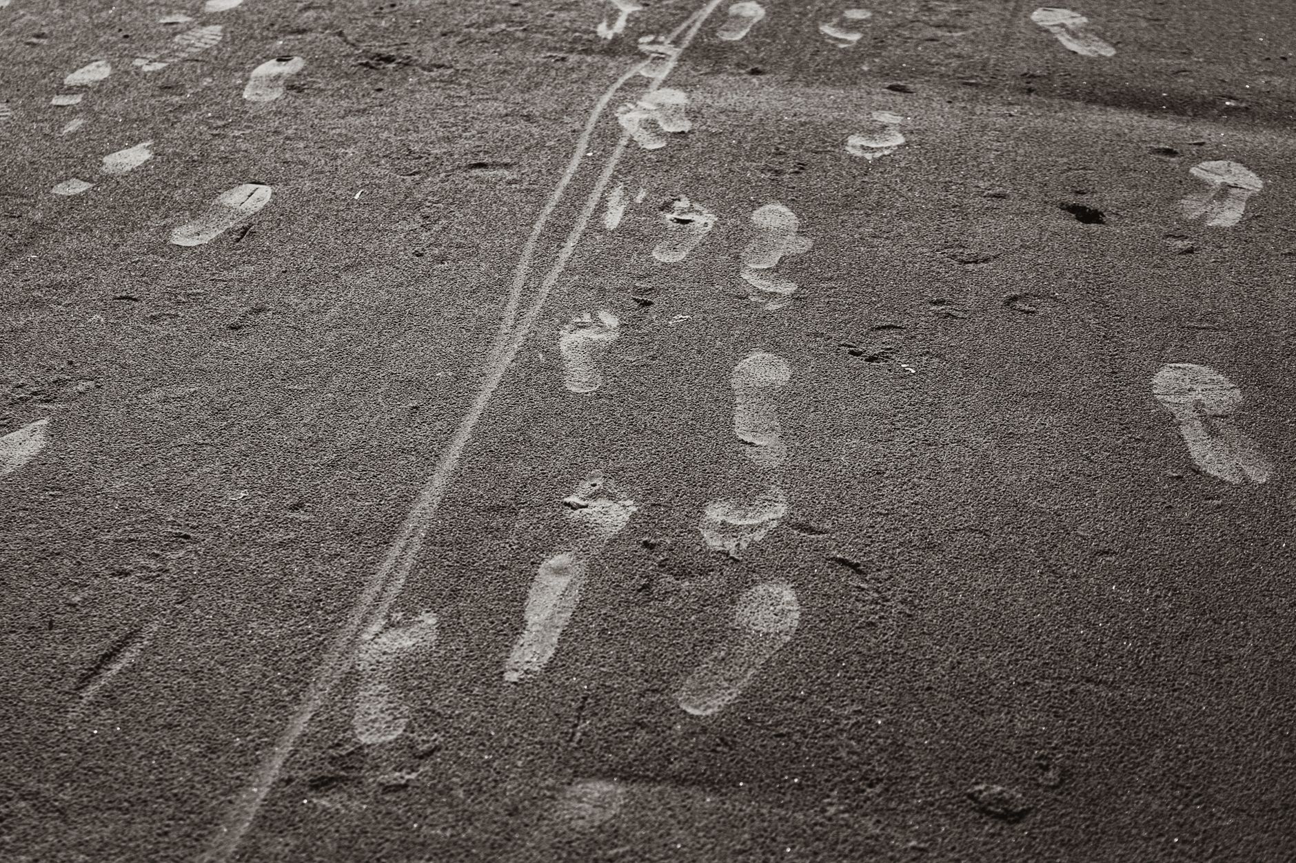 White Sands footprints
